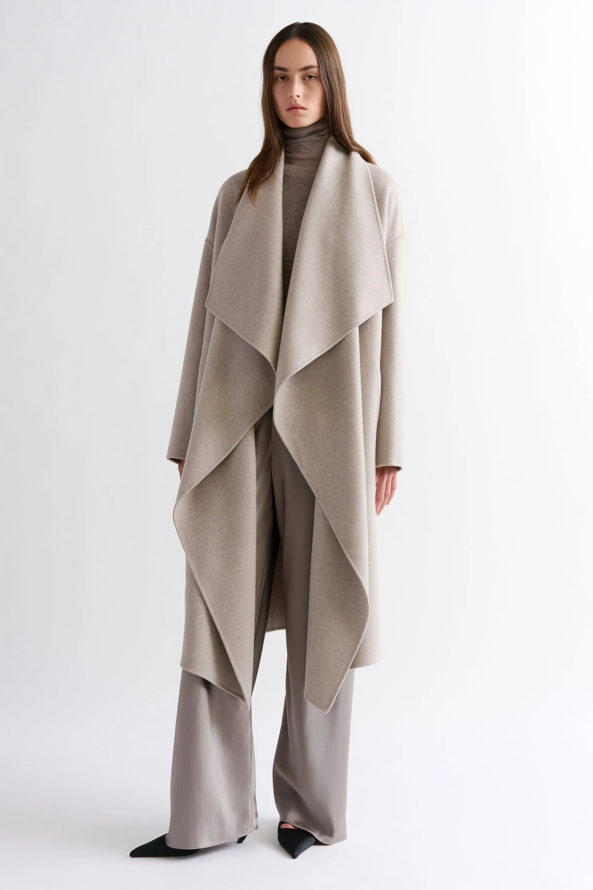 CASHMERE BLANKET COAT