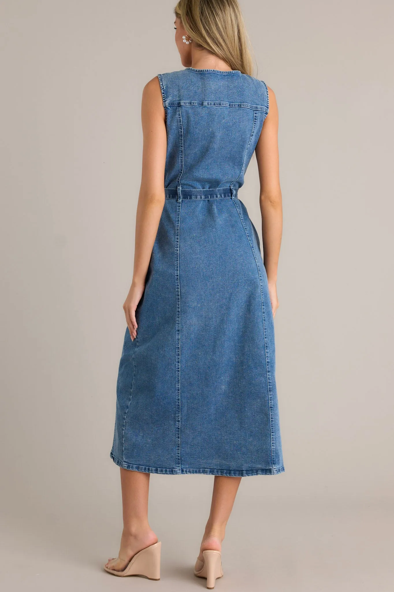 Simple Grace Denim Sleeveless Midi Dress