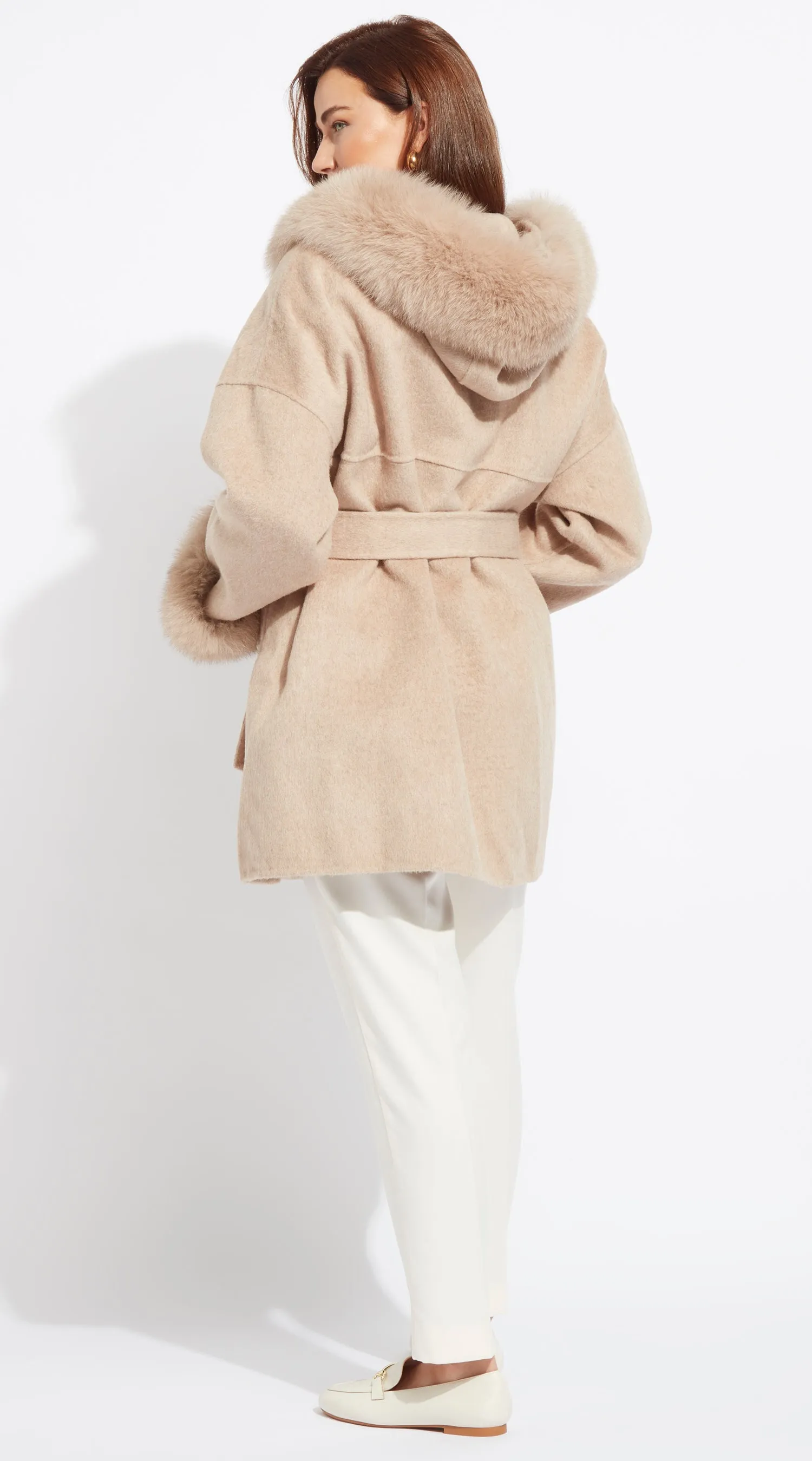 The London Cashmere & Fur Cuffed Belted Coat - Golden Beige